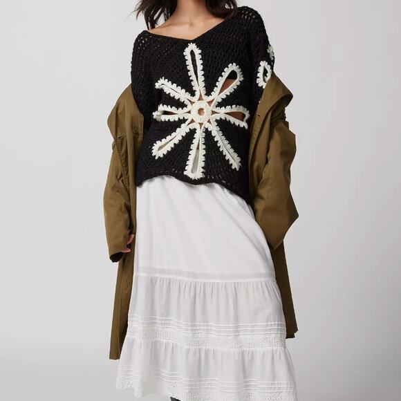 Mandinga Copo Crochet Cutout Sweater - Picture 1 of 7